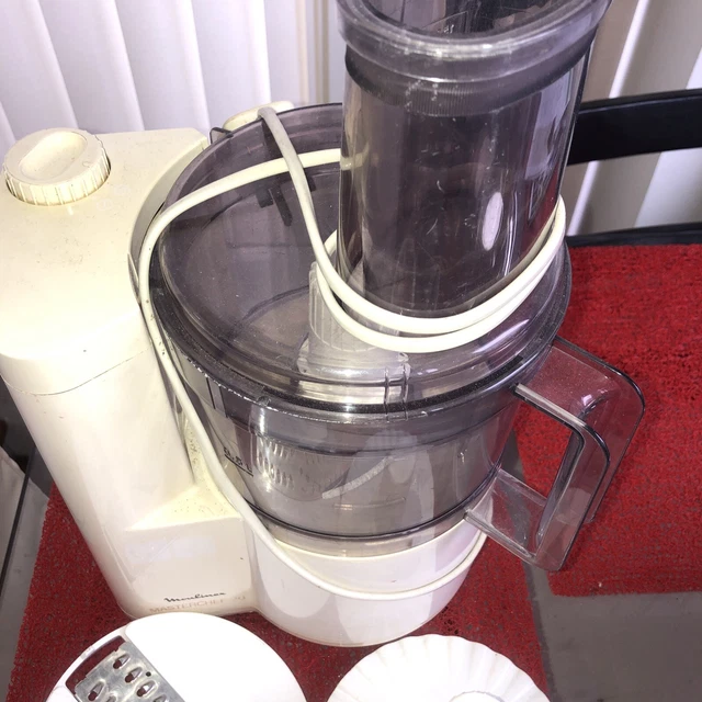 MOULINEX MASTERCHEF 20 Food Processor in working order EUR 17,48