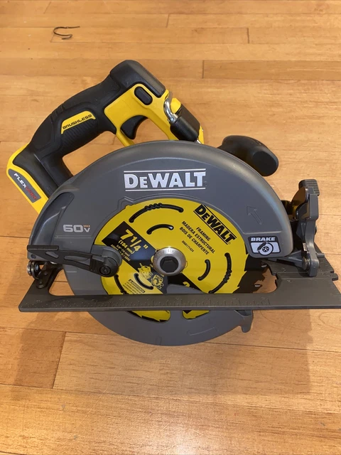 Dewalt 60 Volt Circular Sawnull