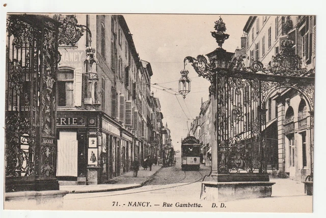 NANCY - Meurthe & Moselle - CPA 54 - Tramway rue Gambetta