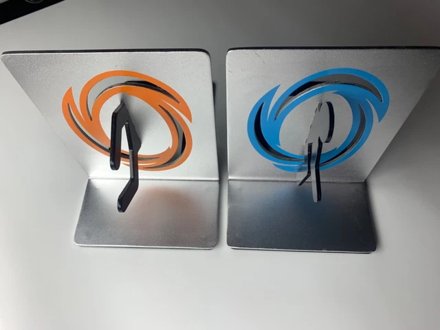 Portal 2 ThinkGeek Video Game Bookends Aluminum