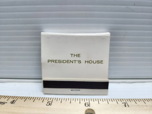 VINTAGE 60's THE PRESIDENT'S HOUSE GOLD LETTERING MATCHBOOK NEW