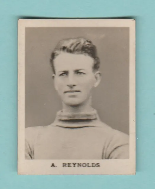 Football - Fulham  F.c. - Footballer -  A. Reynolds  -  D. C. Thomson  -  C 1930