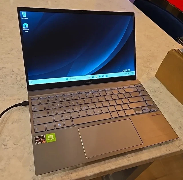ASUS ZENBOOK 14 Q408 Ryzen 5 5500U 2.10GHz 8GB DDR4 256gb SSD Win 11