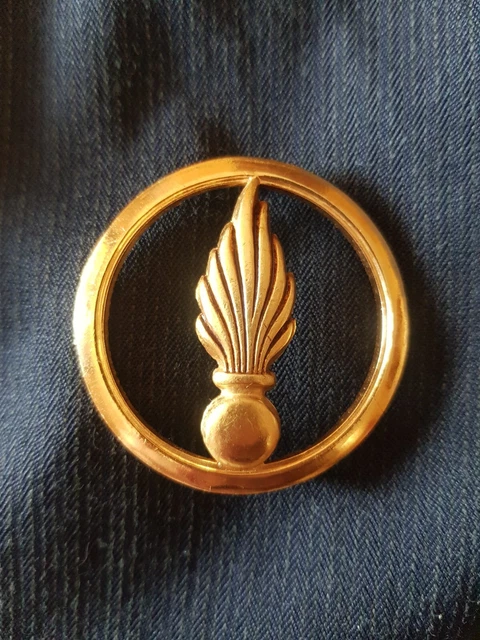 Insigne De Béret Métallique – Armée Ukrainienne, Forces De Soutien (Neuf)