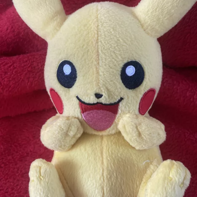 Peluche Doudou PICHACHU POKÉMON TOMY NEUF 2