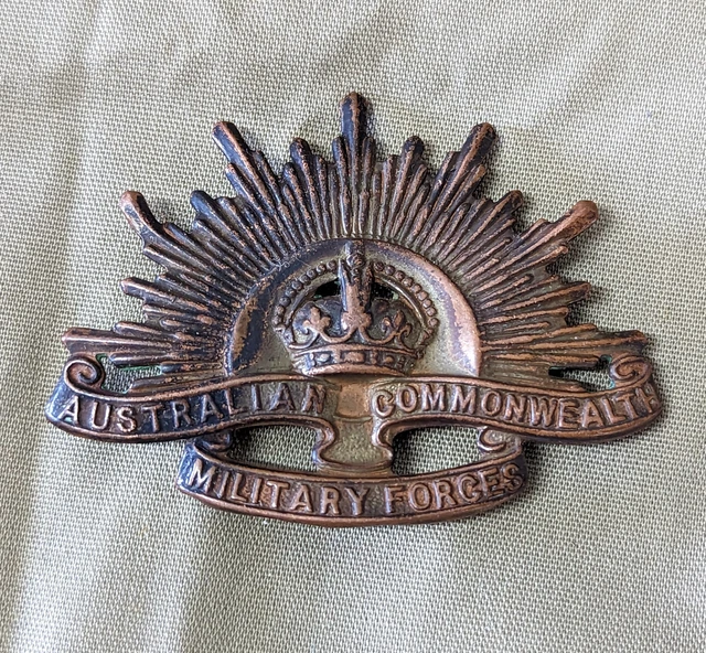 WW2 WAR TIME australian army badge - rising sun from uniform EUR 10,86 ...