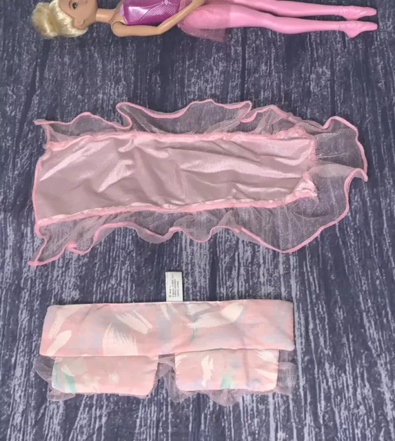 Barbie Vtg 1992 Fold n Fun House Bedspread & Couch Cushion Only