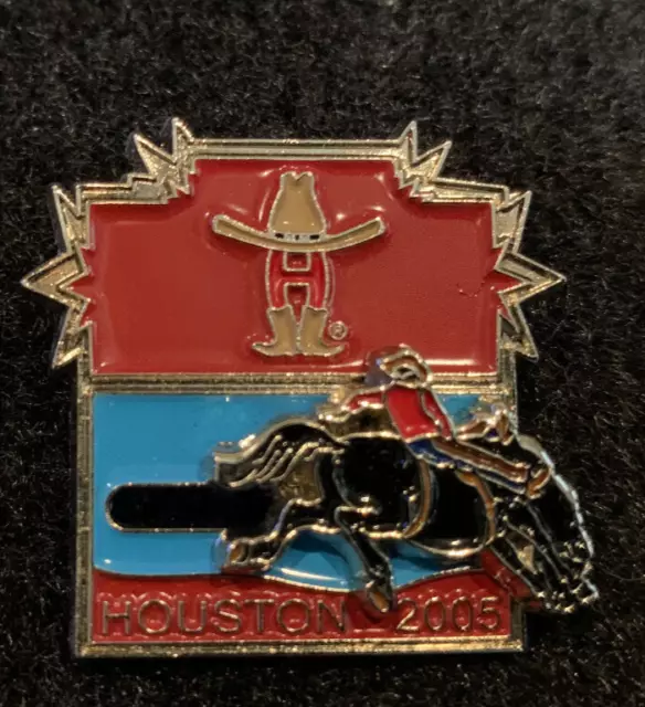 2005 Houston Livestock Show and Rodeo lapel pin cowboy on horse-moveable