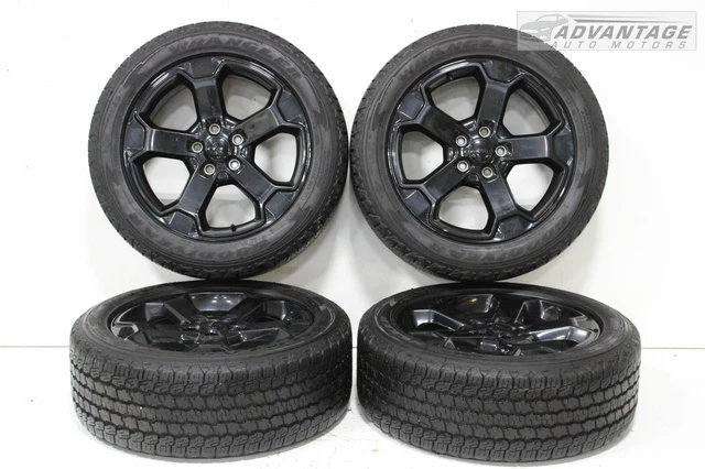 2011-2021 Jeep Grand Cherokee Wheel Rim 20X8J W/ Tire Goodyear 265/50R20 Set Oem