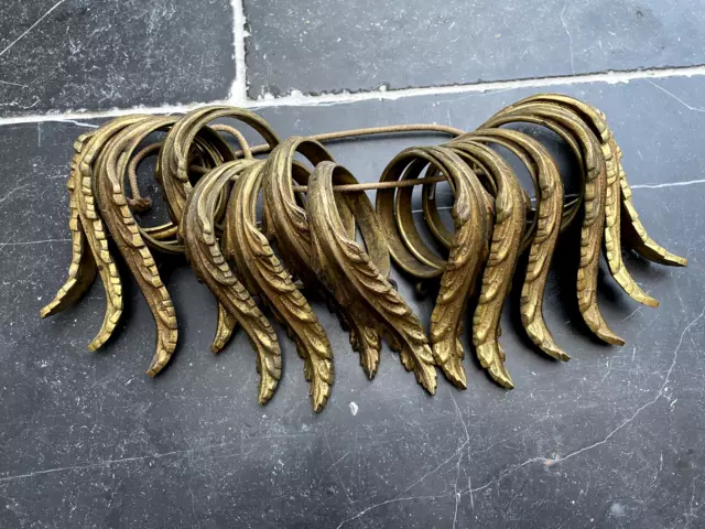 Fourteen French ormolu 19th century large gilt brass curtain rings