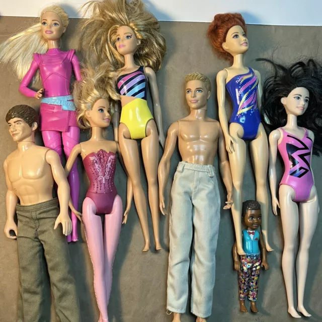 Lot Of Barbie Dolls, Ken Doll, Barbie Clothes , Plus Unopened Barbie  Chelsea.