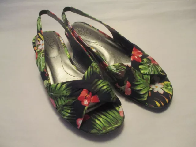 Life Stride Soft System Mimosa 2 Womens 7W Hibiscus Slingback Wedge Heel Sandals