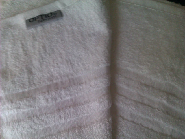WHITE LARGE BATH SHEETS 100% COTTON HOTEL QUALITY SIZE 90x150CM LUXURY 500GSM