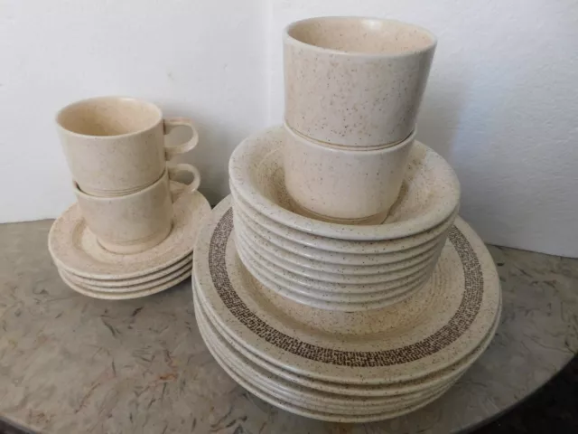 28 Pc. Homer Laughlin Stoneware Strawberry Country Sage  USA