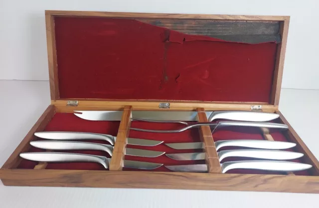 VINTAGE GERBER LEGENDARY BLADES CARVING SET + 6 STEAK KNIVES in WOOD CASE