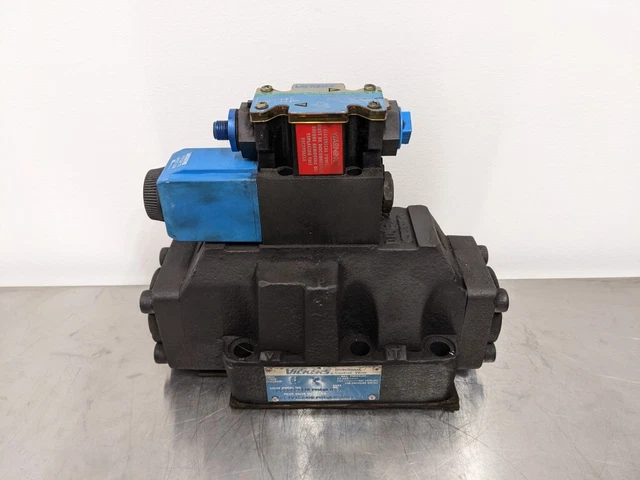 Vickers DG5S-8-2A-T-M-FPM4WL-H-530 Directional Valve DG4V-3S-2A-M-FPM4WL-H5-6...