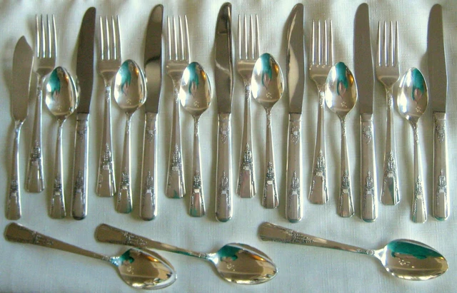 DEBONAIR ONEIDA  Art Deco 1938 SILVERPLATE  22 piece LOT