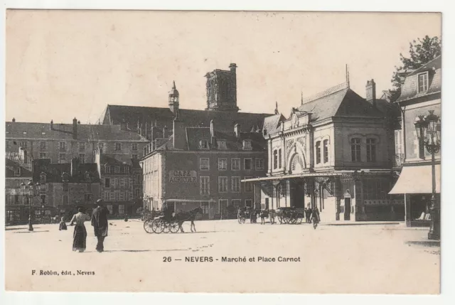 NEVERS - Nievre - CPA 58 - La Place Carnot - the Carnot Des Attelages Market