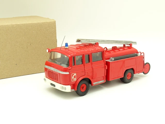 CAMION DE POMPIER Dinky toys code 3 EUR 40,00 - FR
