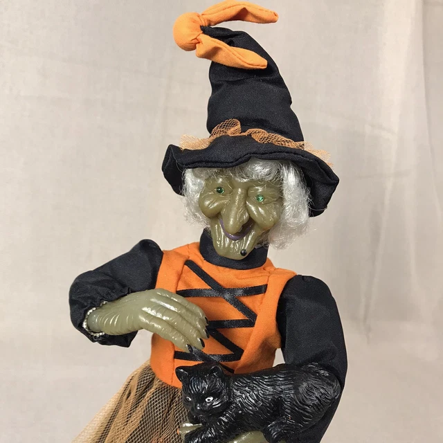 VTG HALLOWEEN ANIMATED Witch With Black Cat Gemmy Halloween Factory