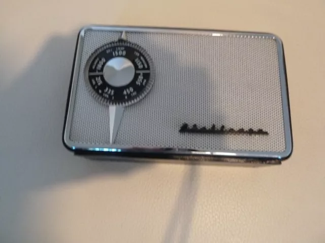 Perdio Challenge transistor radio Model C301A in good CG and working order