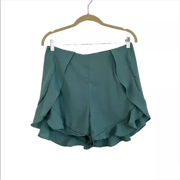 Charlotte Russe High Rise 3 Inch Ruffle Teal Blue Shorts Junior’s Size Large