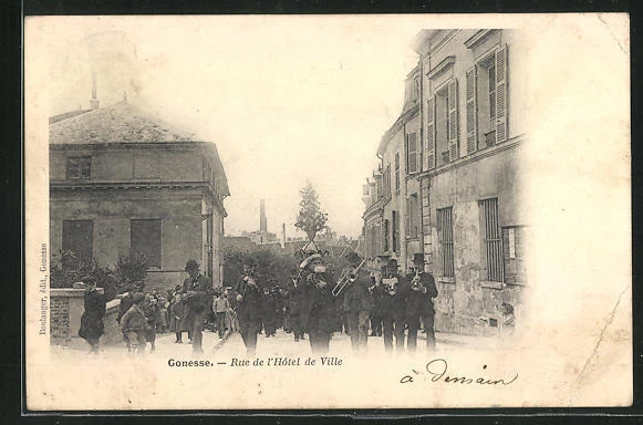 CPA Gonesse, Rue de l´Hotel de Ville, Umzug avec Blasmusik 1904