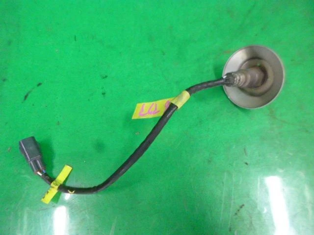 TOYOTA Aqua 2013 DAA-NHP10 O2 Sensore 8946752080 [usato] [PA01971944]