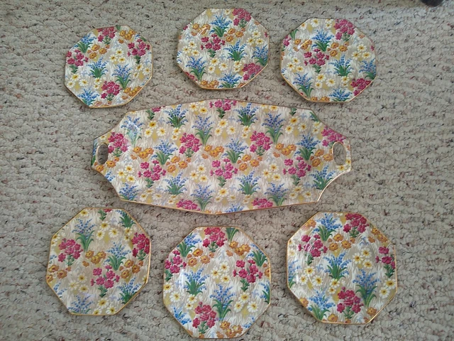 Royal Winton Grimwades Marguerite Floral Handled Bread Tray and 6 Bread Plates