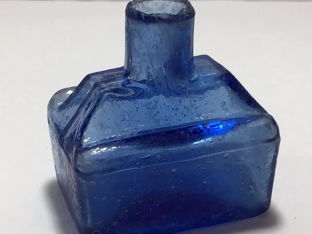 Nice BRIGHT BLUE TINY SEEDS & BUBBLES Boat Victorian Old Ink Bottle J8