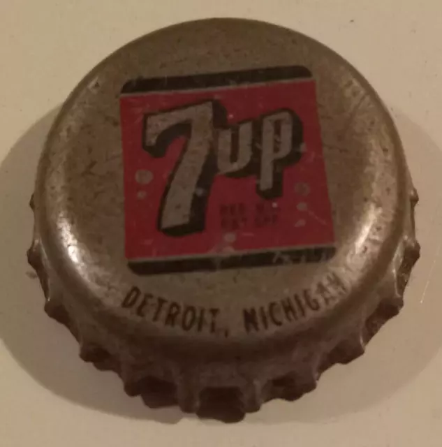 Vintage Collectible 7up Cork Soda Bottle Advertising Cap  Detroit  Michigan