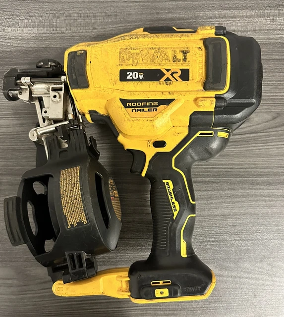 DEWALT DCN45RN 20V Max 15Degree Cordless Roofing Nailer (tool only