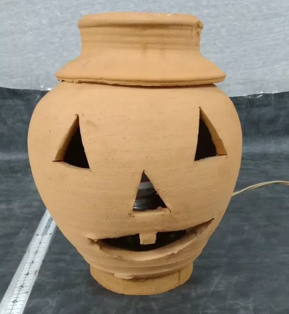 pottery pumpkin Hewell light up top hat