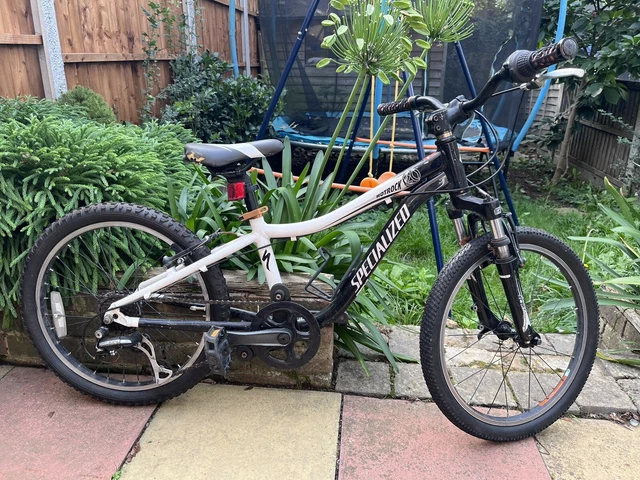 Specialized hotrock 20 2025 black