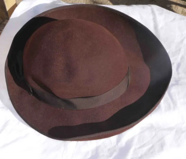 Ancien chapeau marron de femme « Trubert A. France »