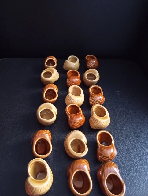 GODET COQUILLES A ESCARGOT GRES VERNISSE LOT DE 83 GODETS
