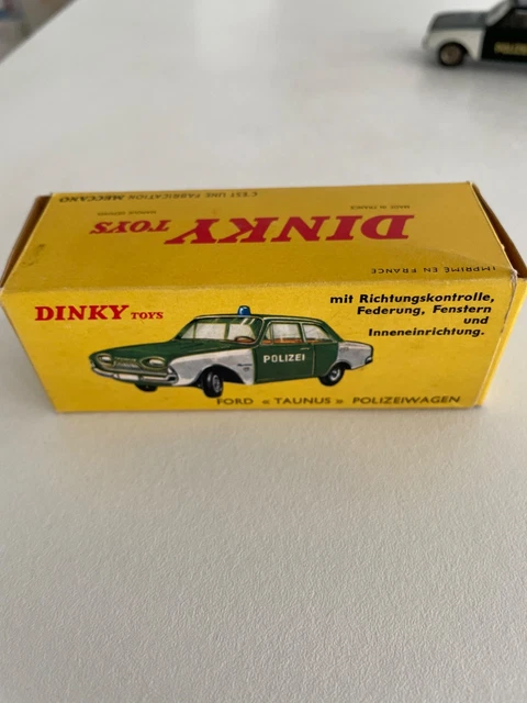 Tekno 1:43 - 1 - Model coupé - Taunus Transit Vroom & Dreesman - Made