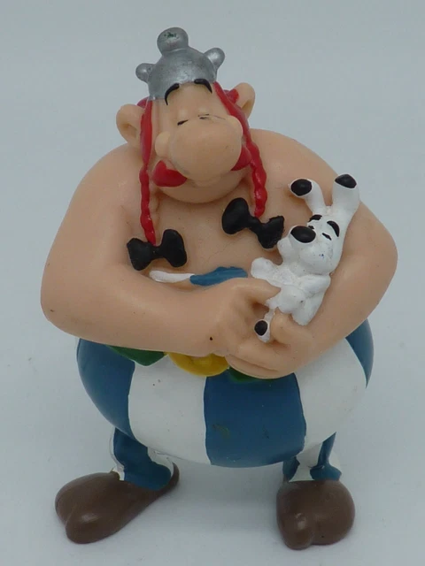 Plastoy - Figurine Obélix Tenant Idéfix - 7,5 Cm - PVC Peint à La Main - Collection Astérix - Dès 3 Ans