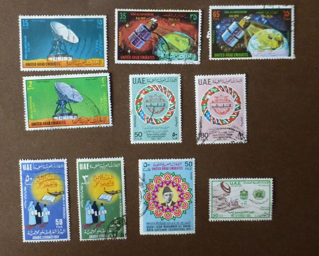 Briefmarken Vereinigte Arabische Emirate / UAE. 10 Stück, papierfrei, 1970er