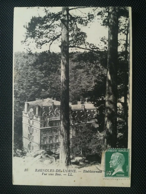 CPA 61 BAGNOLES-DE-L'ORNE - Etablissement - Vue sous Bois