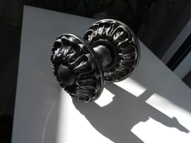 Ancienne Grosse Poignee + Rosace De Porte En Fonte Serrure Quincaillerie