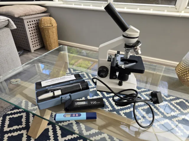 The Apex Practitioner LED Microscope Including TDS Salt Meter & Refractometer.