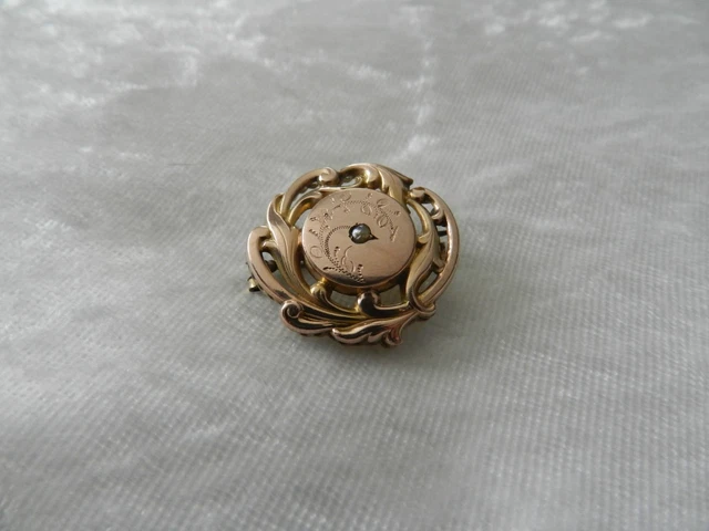 Broche Ancienne En Plaqué Or – Forme Goutte, Décor Fleuri Avec Perle – Occasion En Très Bon état