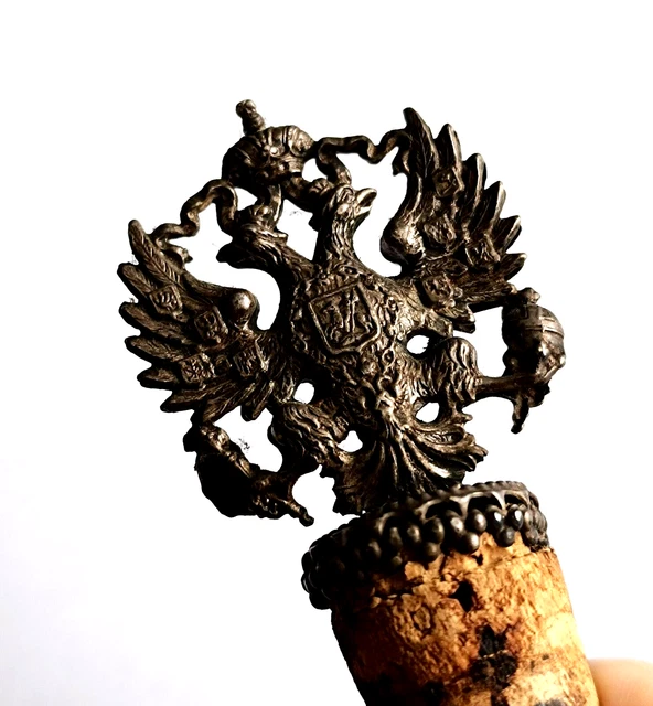 ORIGINAL PETIT BOUCHON En Métal Argenté Au Décor De Personne EUR 10,00