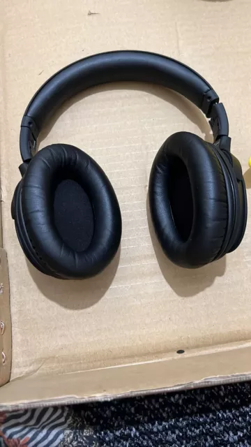 GOJI GTCBTNC18 WIRELESS Bluetooth Noise Cancelling Headphones