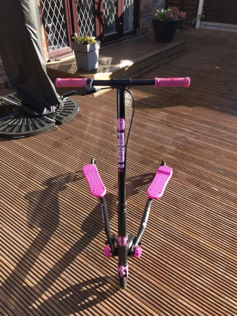 SCOOTER Yvolution Y FLICKER A3 Air Kids Black, Hot Pink, Folding