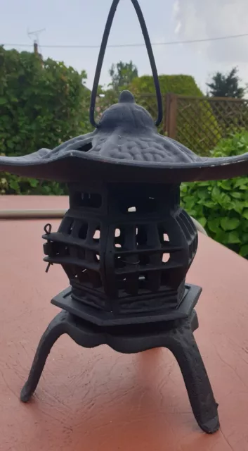 Japanese Pagoda Style Cast Iron Tea Light Garden Lanterns, Various Designs - New