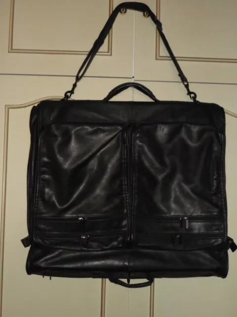 Sac Housse Pour Vetements  Costumes De Voyage En Cuir Nombreuse Poches Tbe