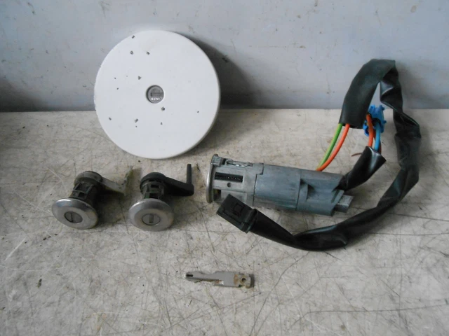 Kit Serrure Barillet Neiman Antivol + Bouchon Reservoir Jumpy 1 Scudo 1