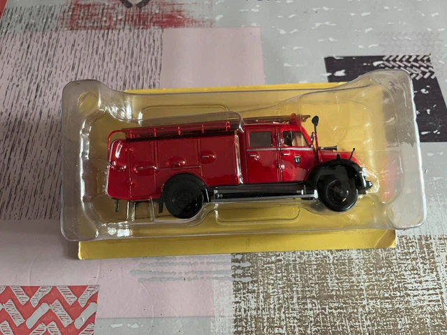 1/43 Hachette Vehicules Legers Sapeurs Pompiers Dacia Duster Vsm EUR 15